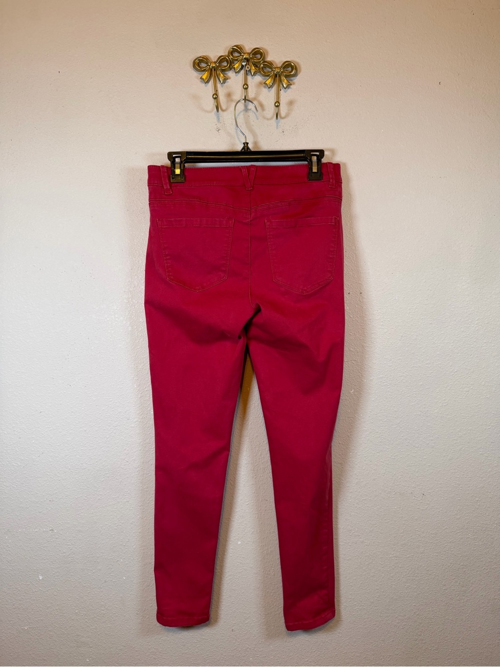 Democracy “Ab” Hot Pink Slim Jeans with Elastic Waist Band. Size 6 - Picture 4 of 4